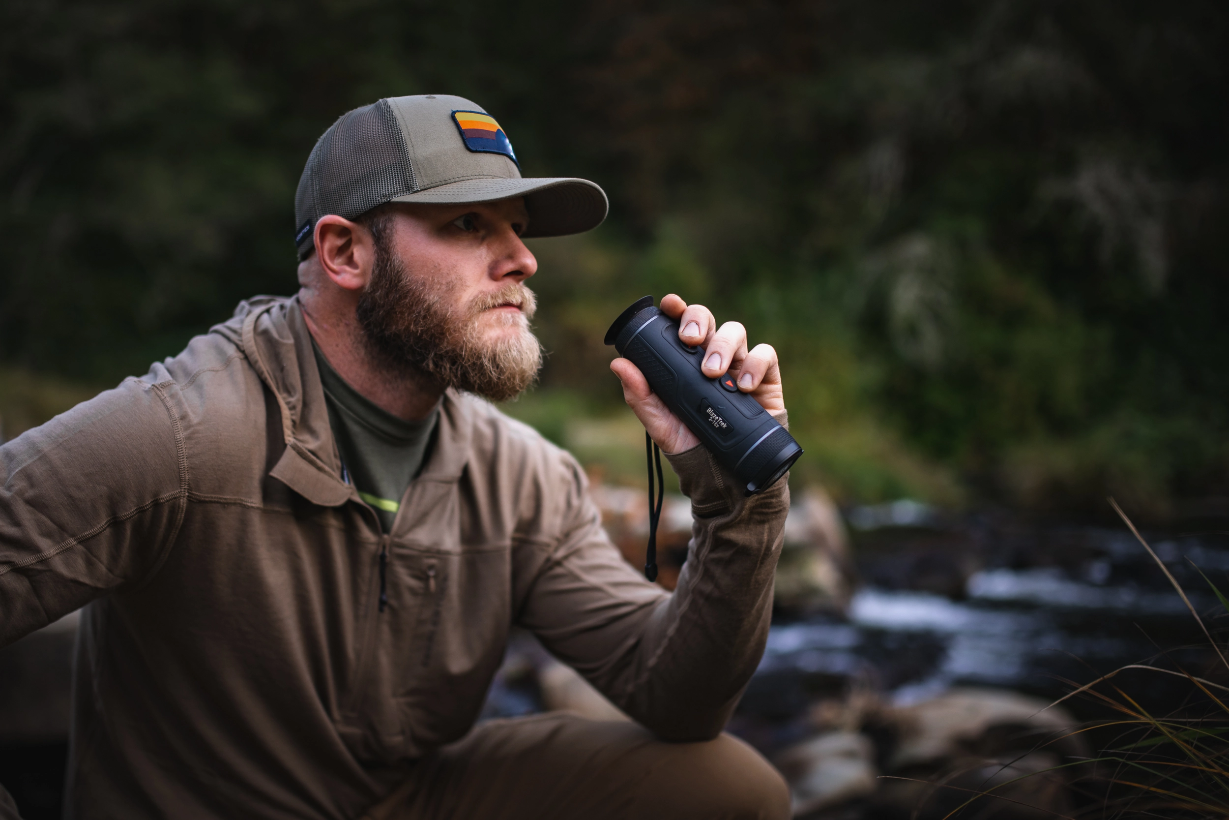 Best Thermal Monocular for Cold Weather (2025): Reliable Runtime, No Fog, Real Winter Performance